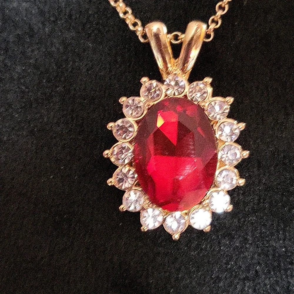 Ruby - Picture 3 of 3